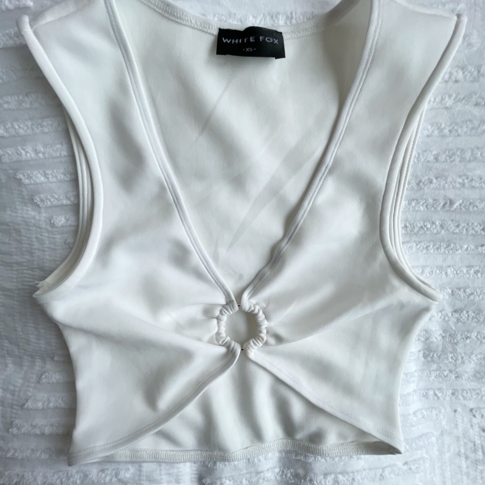 WHITE FOX In Charge Crop White